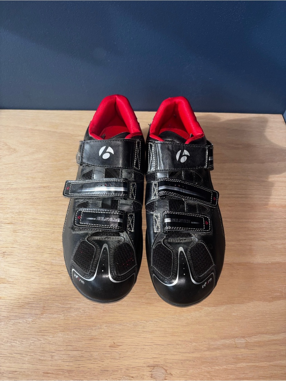 Men's Black and Red Cycling Sneakers with Hook-and-Loop Straps
